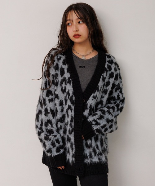 ♡新品♡Barbie♡ロゴ♡総柄♡ニット♡カーディガン♡激レア♡ repipi armario（レピピアルマリオ） カーディガン 「洗えるニット
