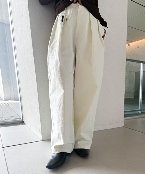 ワイドパンツ パンツ コットンブレンドカーブワイドパンツ「by SON」 レディースの画像