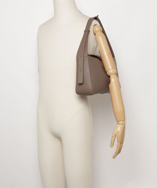 トートバッグ ROH SEOUL / Dubu shoulder バッグ レディースの画像