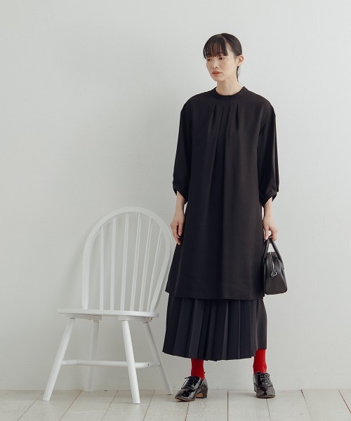新品タグ付き　ワンピース　ブラウス　セットアップ Neina セットアップ 「喪服・礼服」「Neina」洗える防しわタック