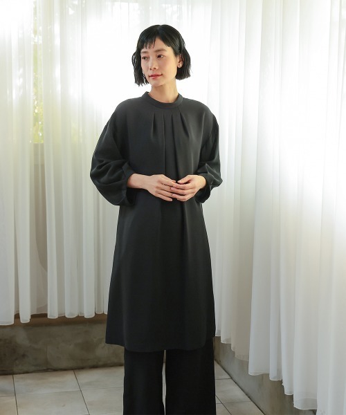 セレモニースーツ セットアップ 「喪服・礼服」「Neina」洗える防しわタックデザインワンピース＋ワイドパンツセットアップ「大きいサイズ有」の画像