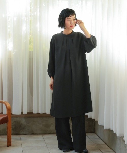 セレモニースーツ セットアップ 「喪服・礼服」「Neina」洗える防しわタックデザインワンピース＋ワイドパンツセットアップ「大きいサイズ有」の画像