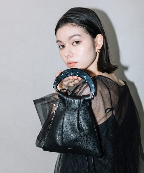 Beau're（ヴュレ） ショルダーバッグ バッグ BEAURE カウレザー 樹脂