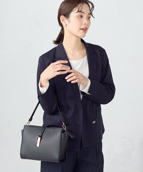 MONO COMME CA ショルダーバッグ バッグ 「セレモニー」 ロゴ