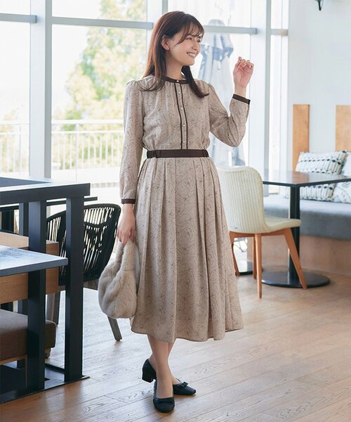 Tiaclasse ワンピース 「安田美沙子さん着用」フラワープリント配色