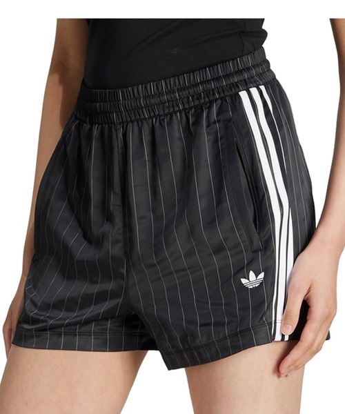 adidas Originals ピンストライプ サテン ショートパンツ 送関込 Qoo10 adidas ピンストライプ サテン ショート ショー