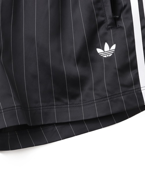 adidas Originals ピンストライプ サテン ショートパンツ 送関込 adidas パンツ PIN-STRIPE SATIN SHORTS / アディダス ピン