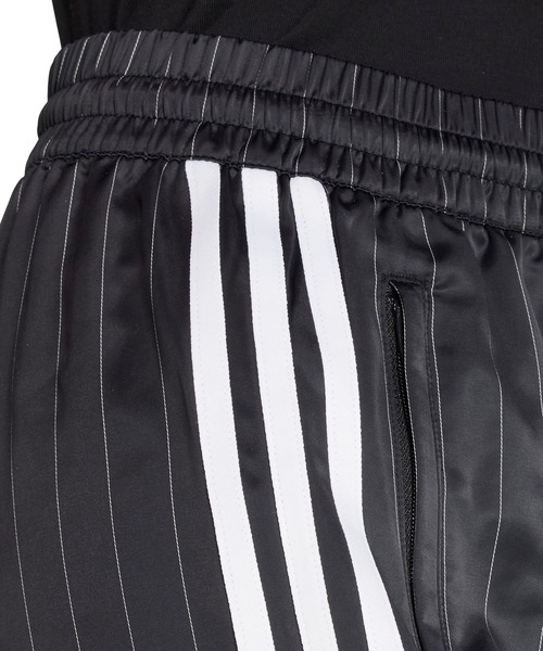 adidas パンツ PIN-STRIPE SATIN SHORTS / アディダス ピン