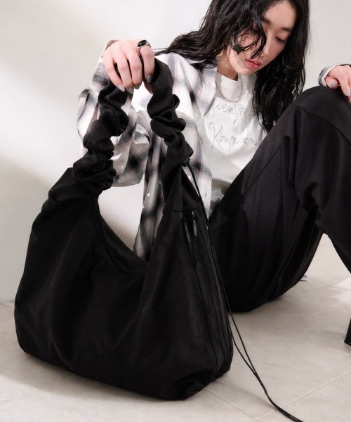 【DIESEL】X05441PR027 シャーリングショルダーバッグ Shelly island（シェリーアイランド） ショルダーバッグ バッグ