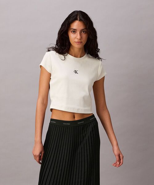 カルバンクライン　ショート丈　クロップド丈　ホワイト　ハイネック Calvin Klein（カルバン・クライン） tシャツ クロップドショート