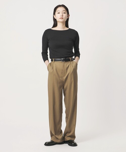 新品タグ付きMARW UNITED ARROWS タック テーパードパンツ 撥水 MARW UNITED ARROWS（マルゥ ユナイテッドアローズ） スラックス
