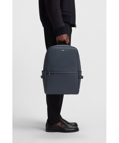 BOSS ストラクチャードマテリアル バックパック ロゴ レタリングBOSSロゴ ストラクチャードナイロン バックパック