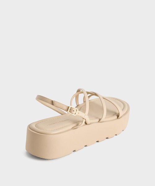 CHARLES ＆ KEITH（チャールズ&キース） 厚底 サンダル アシメトリック