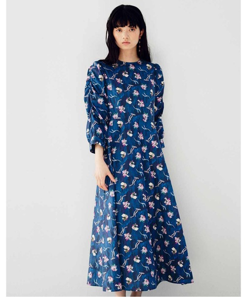 MEDE19F（メデジュウキュウ） ワンピース 絵画みたいな花模様