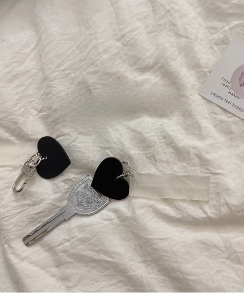 キーホルダー ブラックハートチャーム : ZOZOTOWN Yahoo!店 - 通販