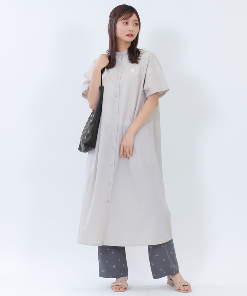 すぐ届く☆MARY QUANT トートバッグ 普段使いにぴったり◎ MARY QUANT トートバッグ マリークワント mary quant ビジュー