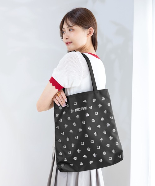 すぐ届く☆MARY QUANT トートバッグ 普段使いにぴったり◎ MARY QUANT トートバッグ マリークワント mary quant ビジュー