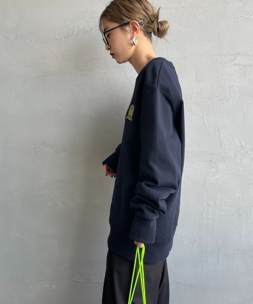 FRED PERRY（フレッドペリー） トレーナー スウェット TENNIS BADGE 