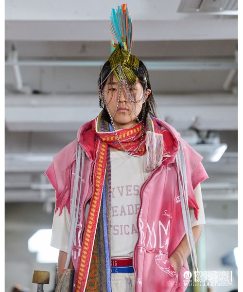 SEVESKIG（セヴシグ） パーカー SEVESKIG/セブシグ/NS HOODIE_SW-SV