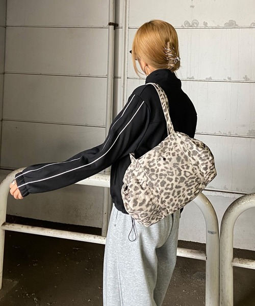 galaxxxy モノトーン　豹柄　ボストンバッグ　スタイリストバッグ 旅行用品 galaxxxy モノトーン 豹柄 ボストンバッグ スタイリストバッグ
