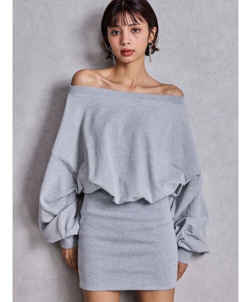 ‼️試着のみ美品‼️GYDA★ｶｯﾄｵﾌﾄﾞｯｷﾝｸﾞｽｳｴｯﾄﾜﾝﾋﾟｰｽF GYDA（ジェイダ）の「ドッキングオフショル スウェットワンピース