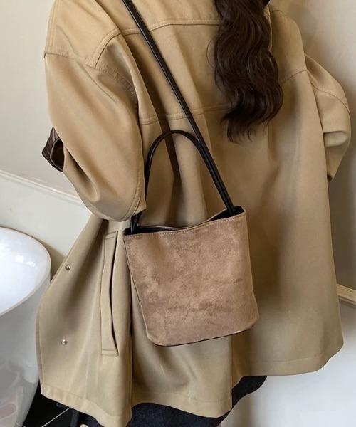 CELENA BEATS ショルダーバッグ バッグ スエードバケットショルダー