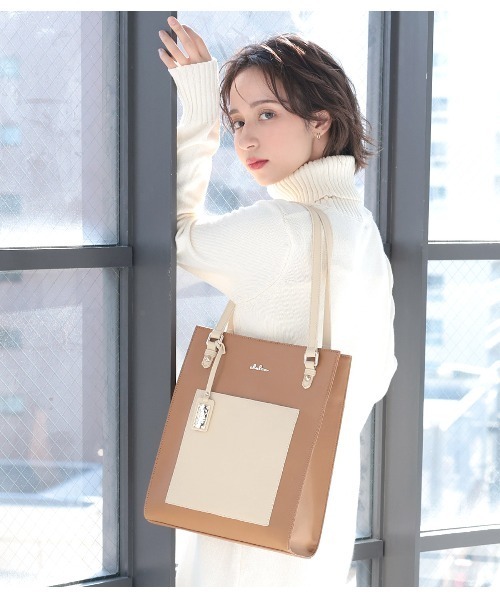 Clelia（クレリア） トートバッグ 縦型スクエアバーティカルトート