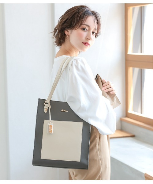 Clelia(クレリア) トートバッグ 縦型スクエアバーティカルトート Clelia(クレリア) トートバッグ 縦型スクエアバーティカルトート
