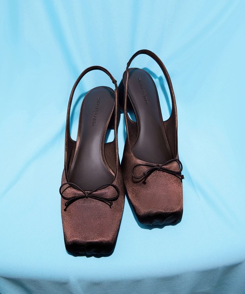 CHARLES ＆ KEITH パンプス サテン ボウスクエアトゥスリング