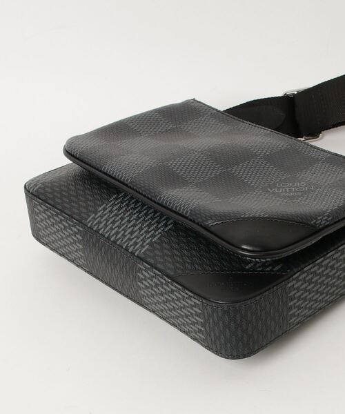 LOUIS VUITTON 「LOUIS VUITTON」 ダミエ・グラフィット 3D