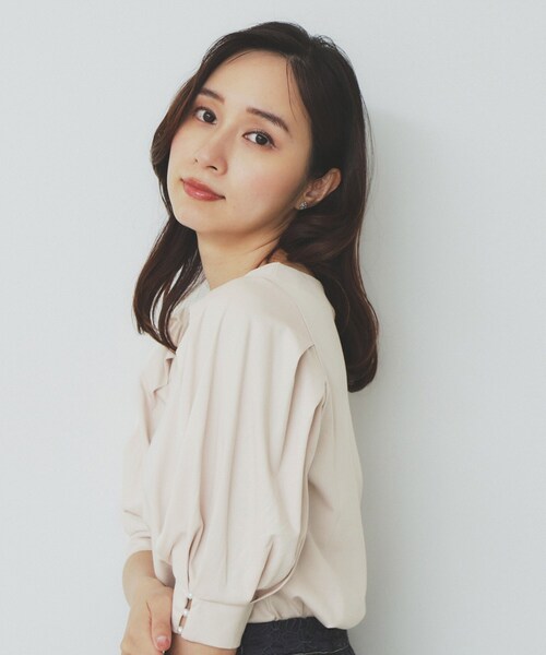 min·.④4L~5L *パフスリーブVネックカットソー　夏　大きいサイズ index tシャツ 「5色展開」Vネックタックパフスリーブトップス「洗濯機