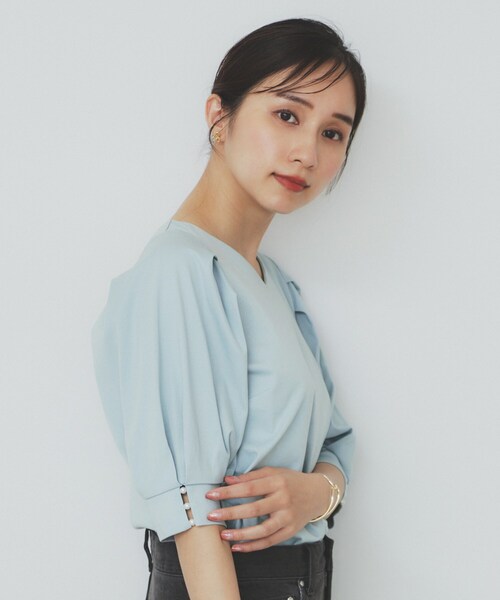 index（インデックス） tシャツ 「5色展開」Vネックタックパフスリーブ