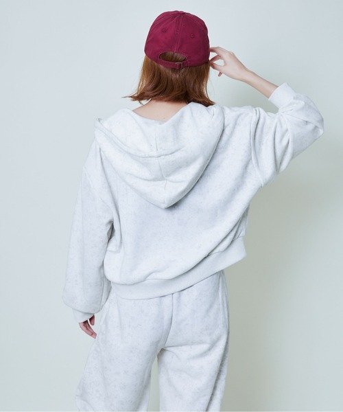 パーカー 「ラメ入り×ロゴ刺繍」レディース ジップアップパーカー 長袖