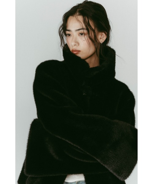 Knuth Marf（クヌースマーフ） コート アウター point collar fur coat