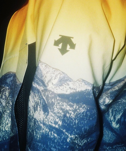 「DESCENTE ALLTERRAIN」 マウンテンパーカー「atmos S.I.Oコラボ」 O オレンジ メンズ_画像3