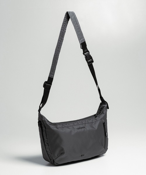 Flex wit meのショルダーバッグです phenix（プラスフェニックス） ショルダーバッグ EXPAND SHOULDER BAG
