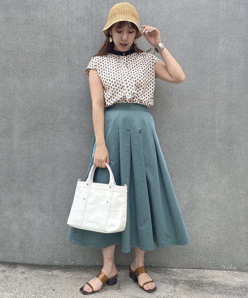 NICOLE white スカート タックフレアスカート : ZOZOTOWN Yahoo