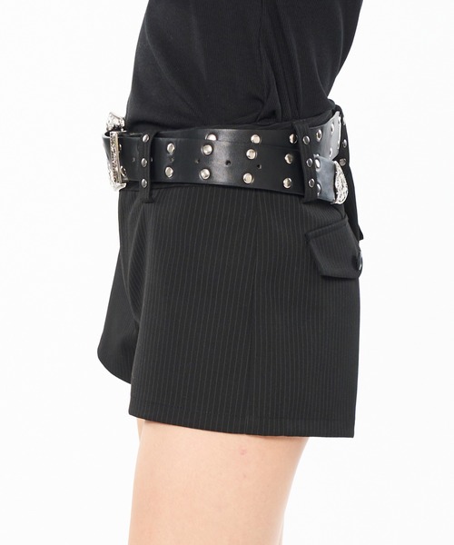 スタッズ付き黒ショートパンツ KISS THE CLUB studded short pants | KISS THE CLUB
