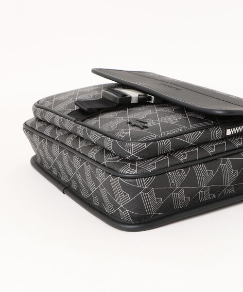 LACOSTE（ラコステ） ショルダーバッグ 「LACOSTE」MESSENGER BAG