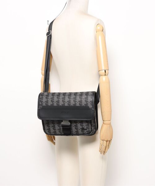 LACOSTE（ラコステ） ショルダーバッグ 「LACOSTE」MESSENGER BAG
