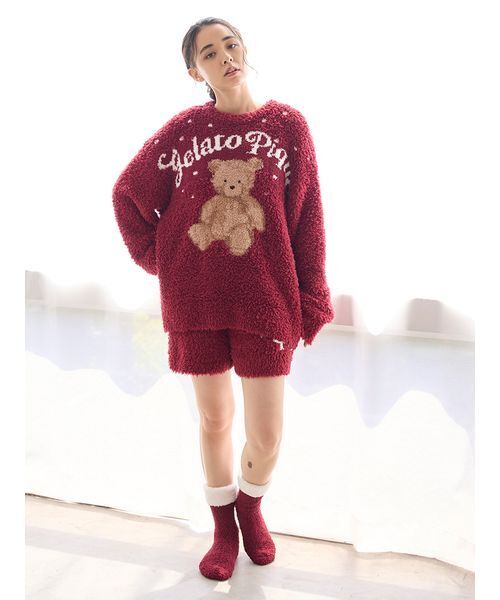 【HOLIDAY】スノーベア ギフト セットアップ赤新品未使用 ジェラートピケ gelato pique（ジェラートピケ） パジャマ ルームウェア 「HOLIDAY