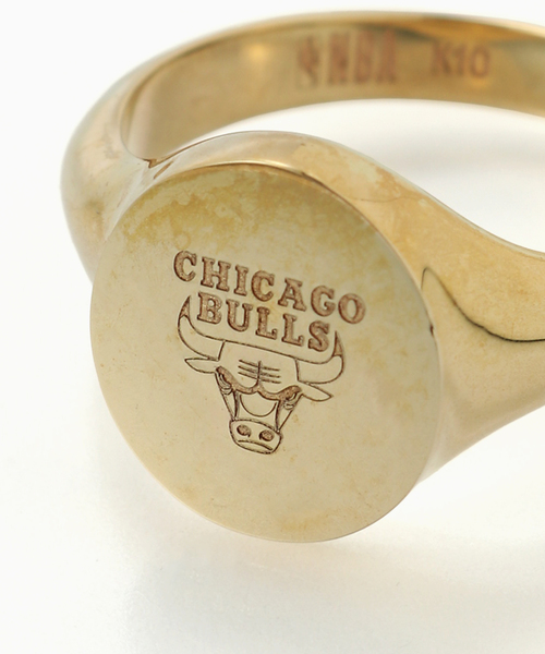 指輪 リング Off The Court by NBA K10GOLD RING BULLS メンズの画像