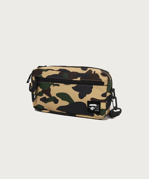 A BATHING APE カモフラージュ袋入り新品未使用 A BATHING APE（アベイシングエイプ） ショルダーバッグ 1ST CAMO MINI