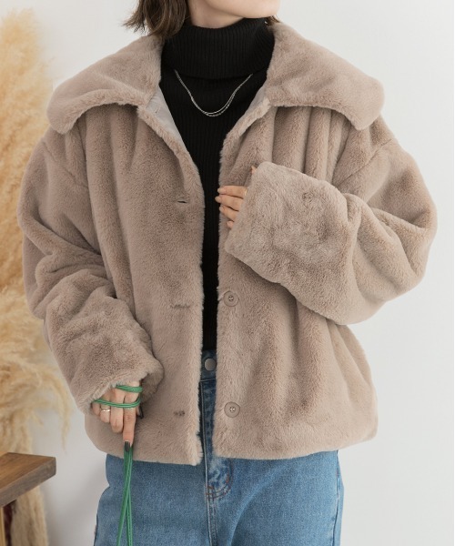 ZARA 中綿ポリエステルフーデットクロップドボリュームジャケット モカ 海外L ZARA 中綿ポリエステルフーデットクロップドボリューム