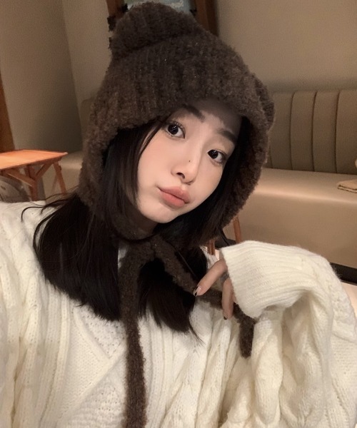adcatknit-1.jpg