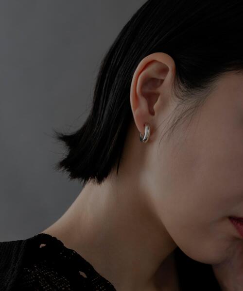 イヤリング SMELLY so’　wide hoop earring レディース