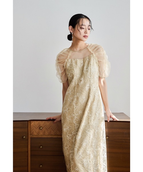 新品　今季　ニアナ　刺繍レースギャザースリーブドレス　イエロー niana ドレス 刺繍レースギャザースリーブドレス パーティー