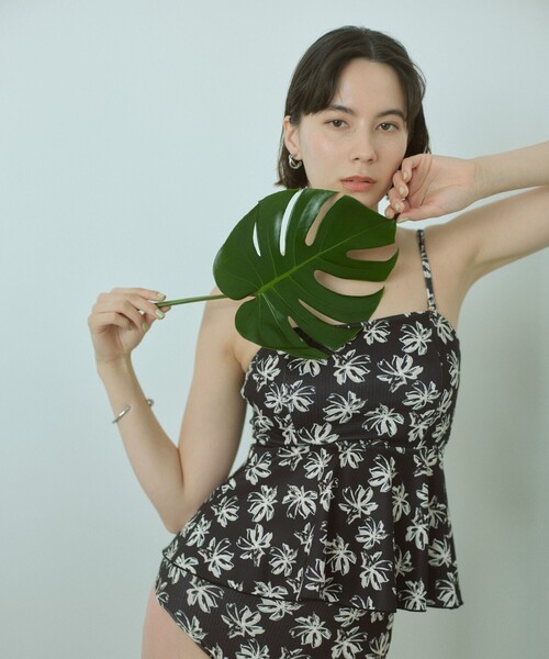 green label relaxing 水着 ペプラムビスチェ＆ショーツ 花柄