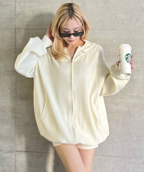 ROYAL PARTY（ロイヤルパーティー） パーカー スパンコールニット