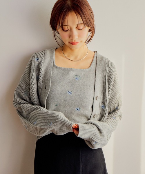 mysty woman（ミスティウーマン） アンサンブル 花刺繍ニット